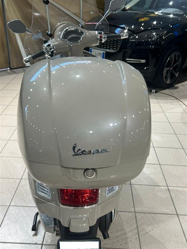 Vespa GTS 300 hpe 310