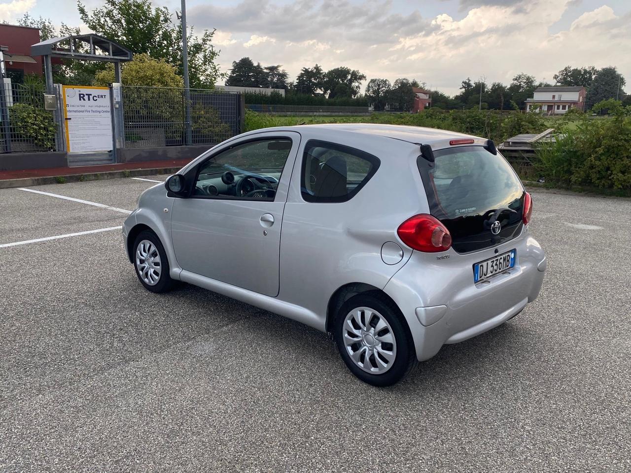 Toyota Aygo 1.0 12V VVT-i 3 porte Griffe