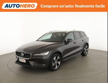 VOLVO V60 Cross Country B4 (d) AWD automatico Plus