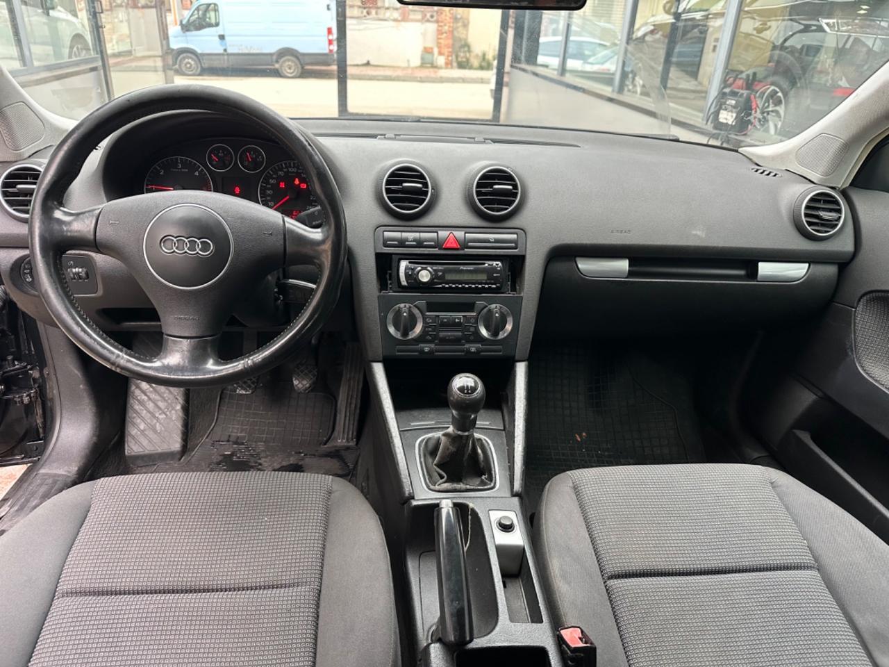 Audi A3 SPB 1.9 TDI F.AP. Ambiente Gancio traino