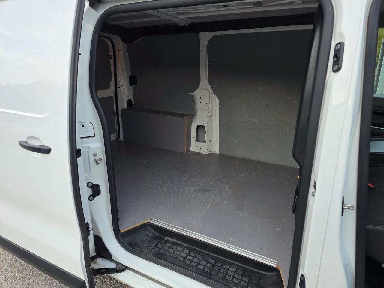 Peugeot Expert 2.0 BlueHDi 120 S&S PL-TN Furgone Premium Standard