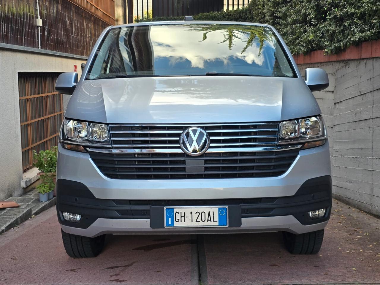 Volkswagen T6.1 Caravelle - AUTOMATICO - PREZZO IVA ESCLUSA