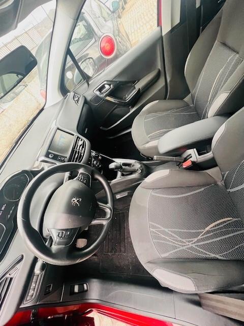 Peugeot 208 1.2 VTi 82 CV 5 porte Allure
