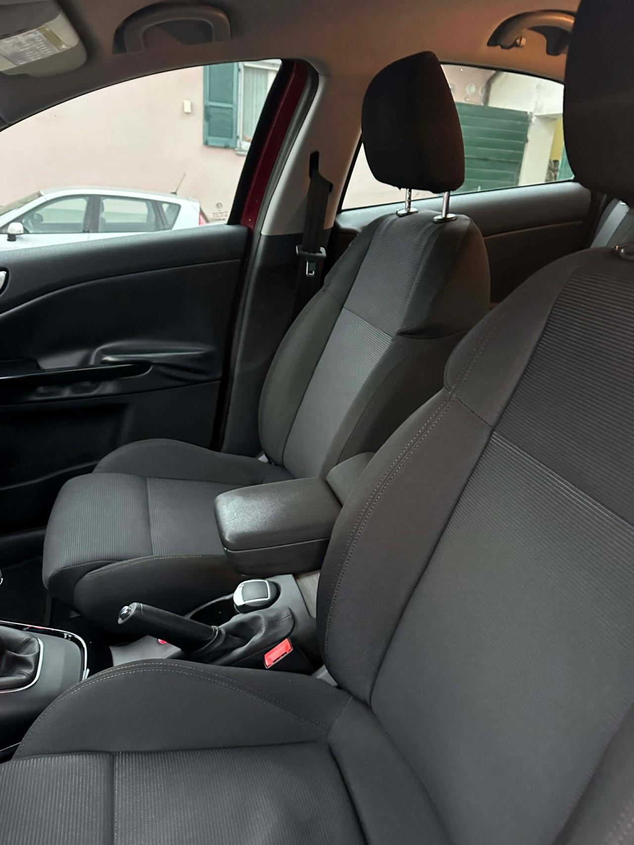 Alfa Romeo GIULIETTA 2.0 JTDm-2 140 CV DISTINCTIVE KMCERT