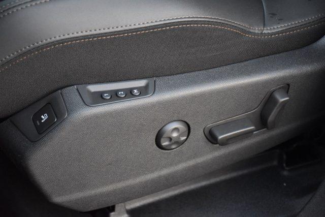 PEUGEOT 5008 PureTech Turbo 130 S&S EAT8 GT Pack *Navigatore*