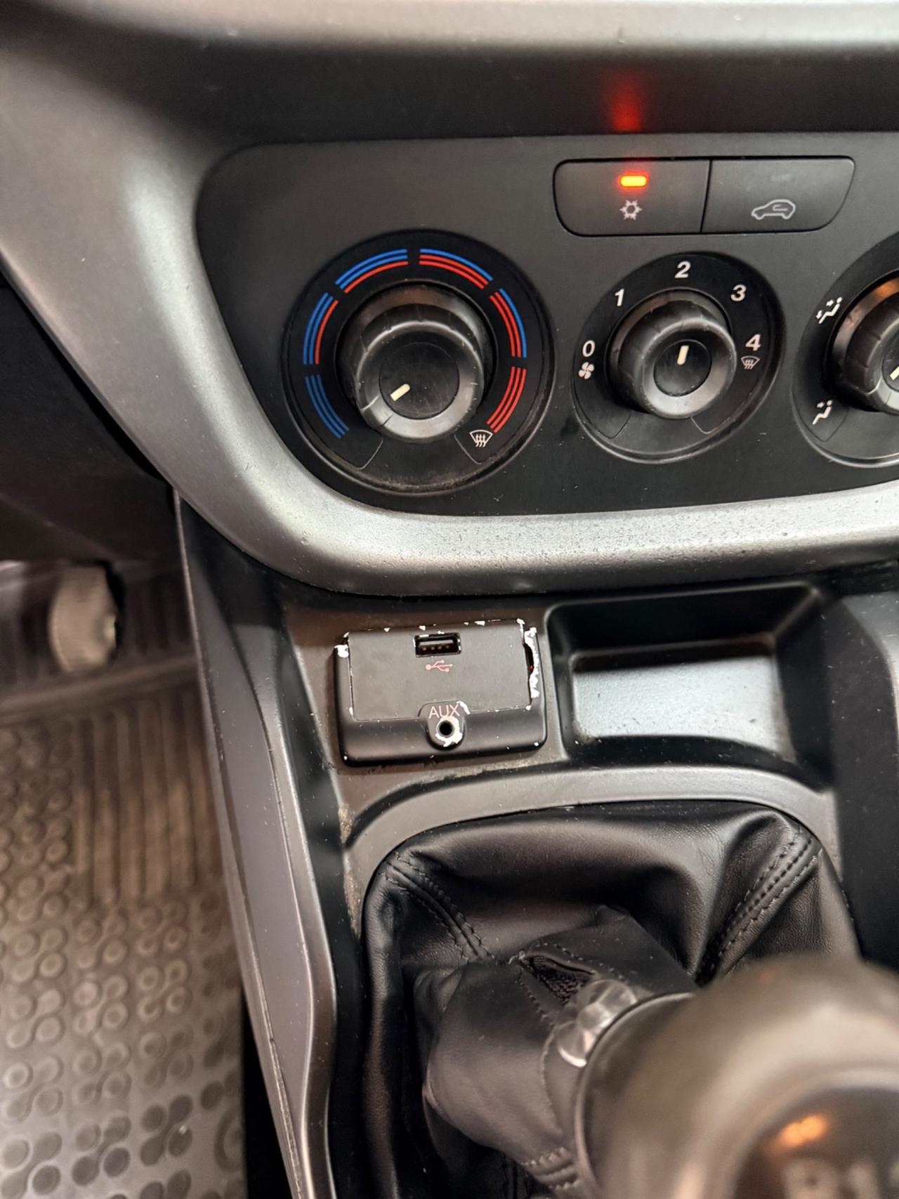 Fiat Doblo Doblò 1.6 MJT 16V 105CV Lounge Neopatentati Euro 5B