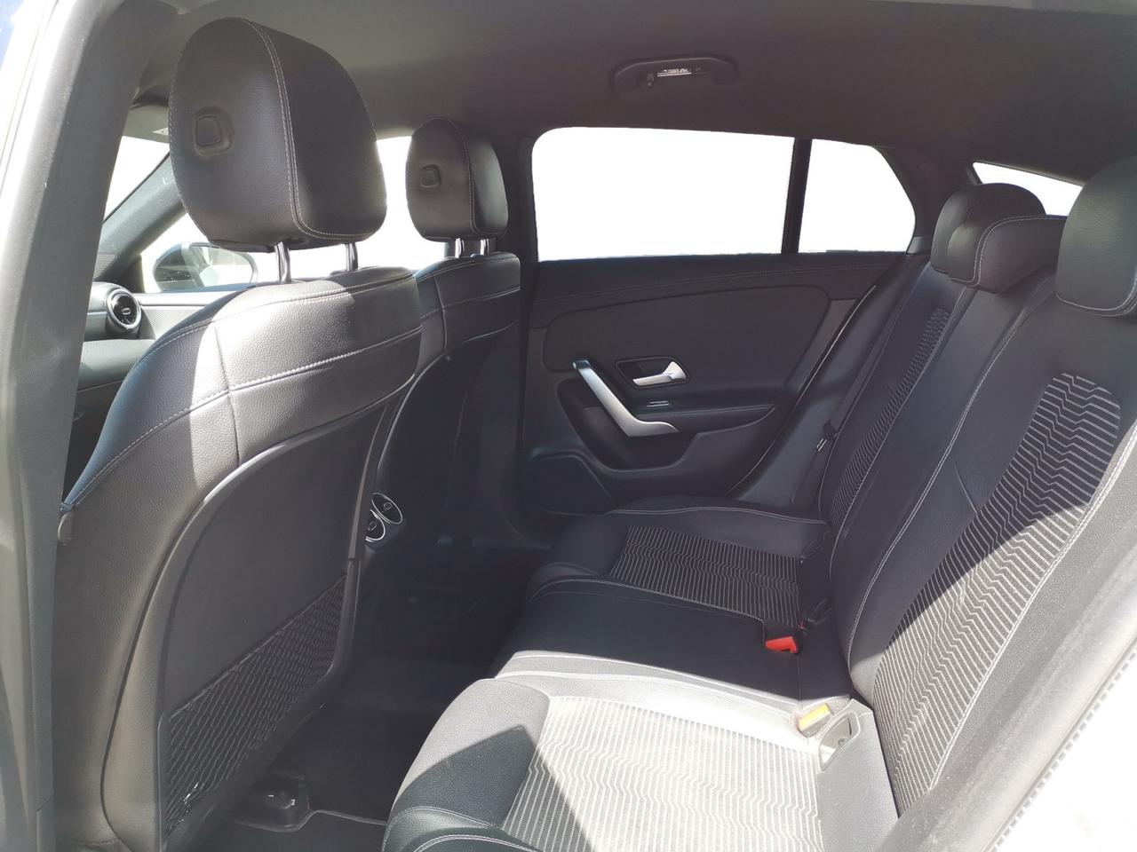 Mercedes-Benz CLA Sh.Brake - X118 - CLA Shooting Brake 200 d Night edition auto