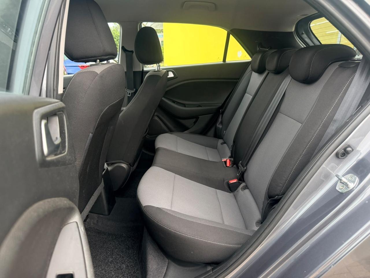 Hyundai i20 1.2 5 porte Econext Comfort 84cv