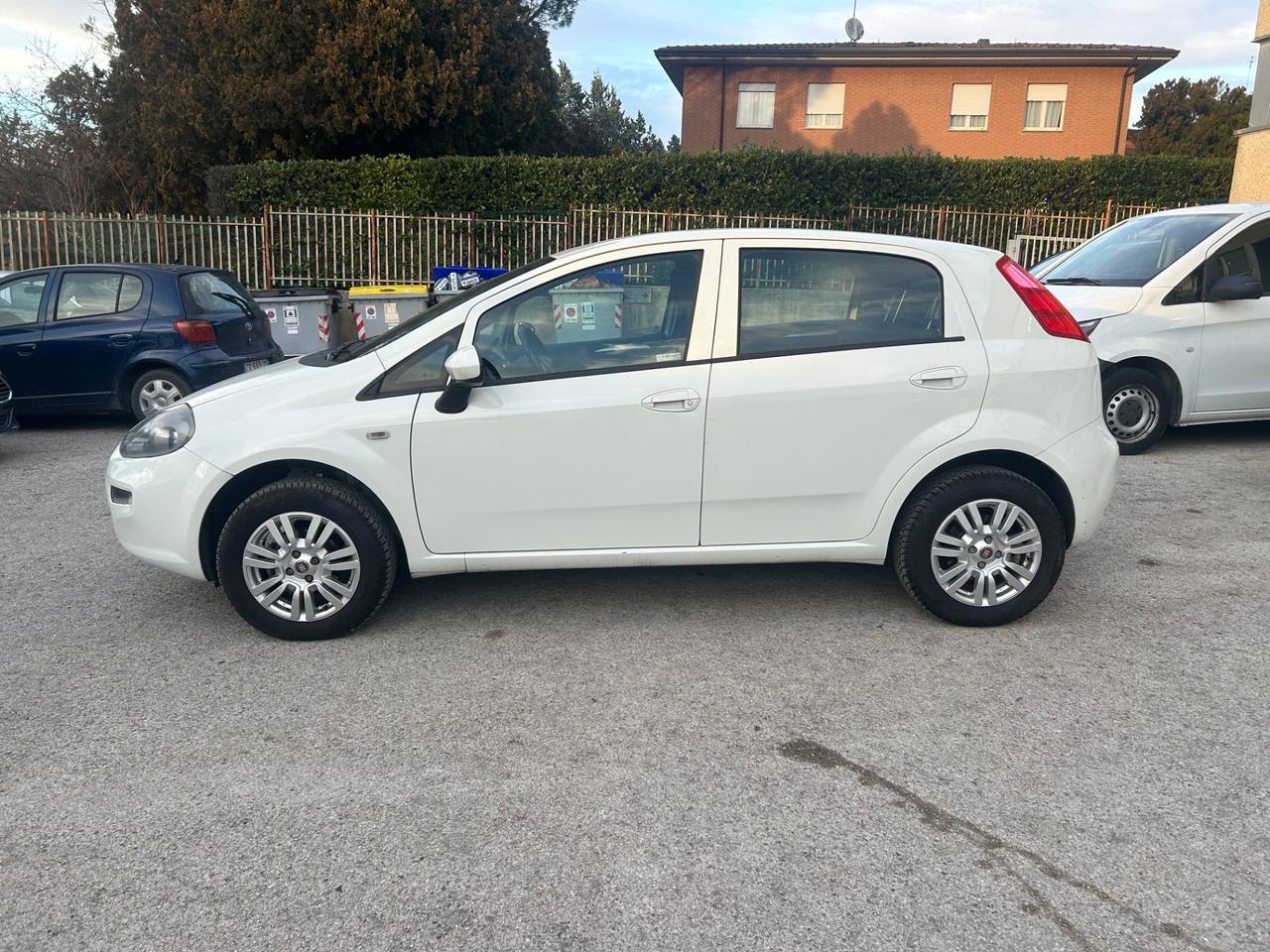 Fiat Punto 1.4 8V 5 porte Natural Power 2016