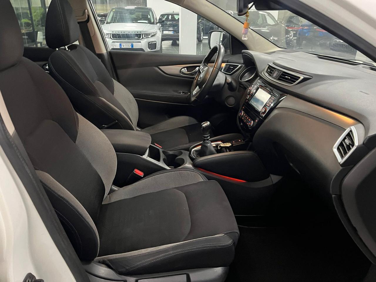 Nissan Qashqai 1.6 dCi 4WD Visia