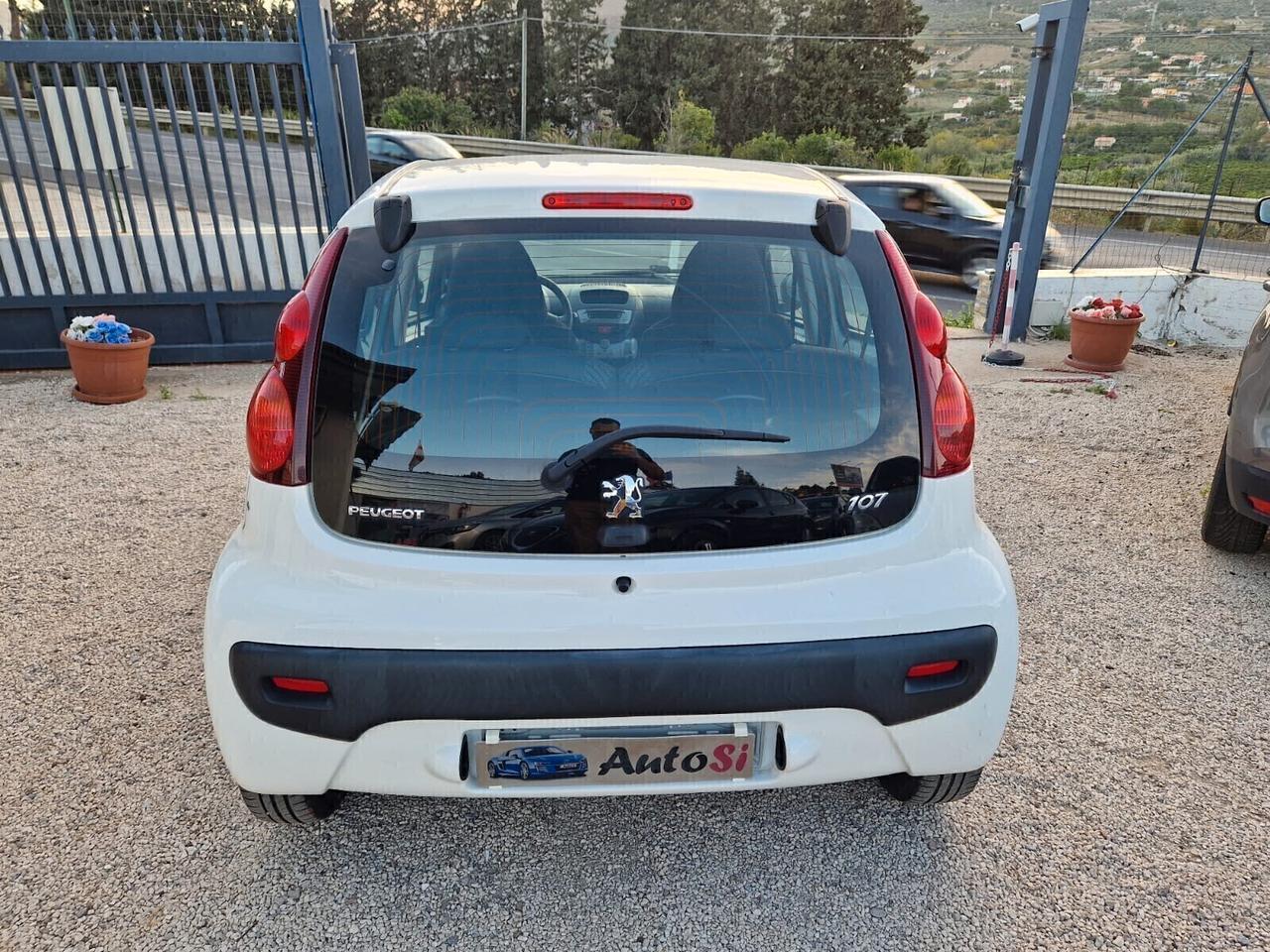 Peugeot 107 1.0 68CV 5p. Active