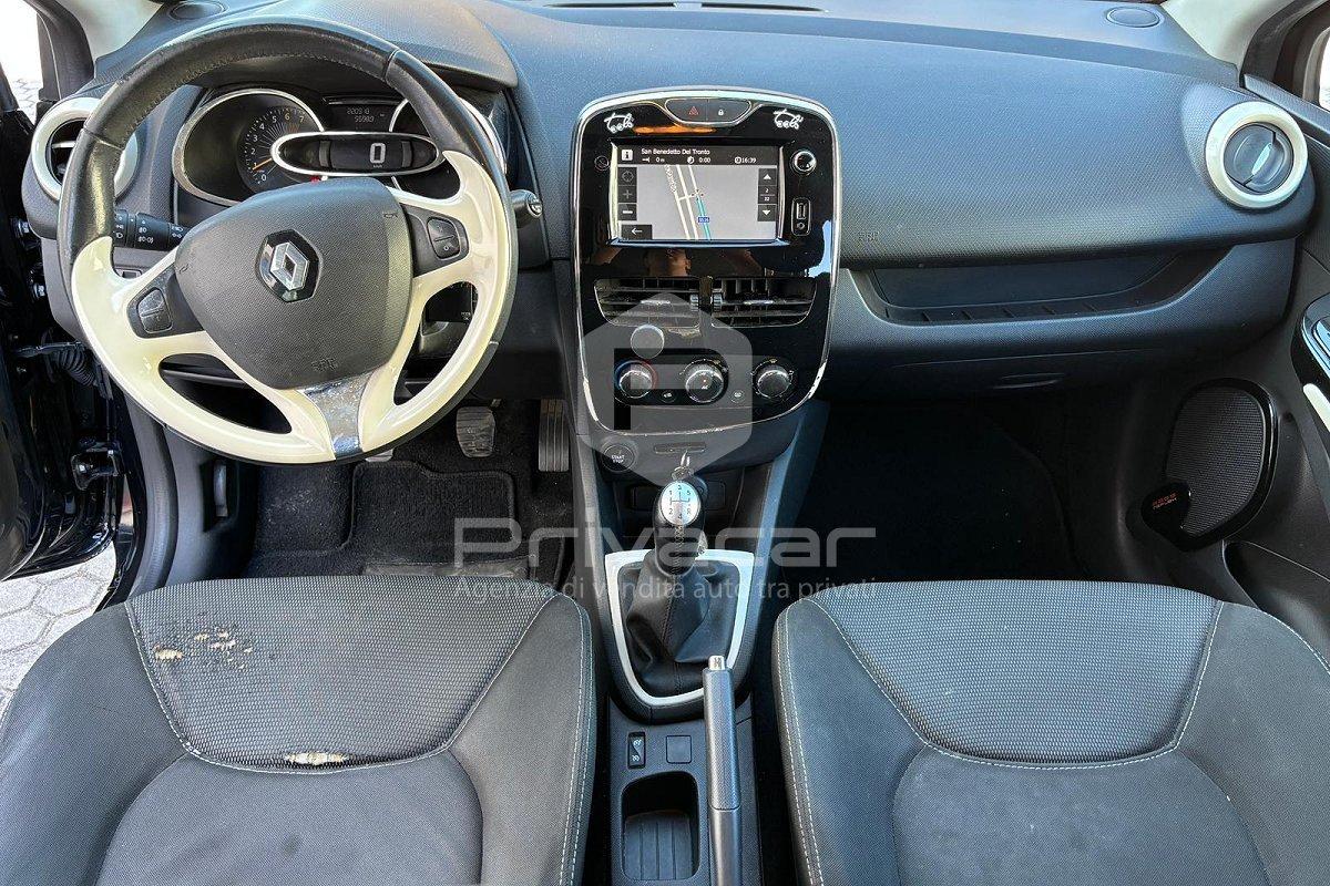 RENAULT Clio 1.2 75CV 5 porte Live