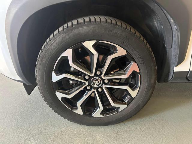 TOYOTA Yaris Cross 1.5 Hybrid 5p. E-CVT AWD-i Lounge