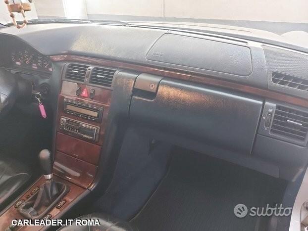 Mercedes e 200 elegance