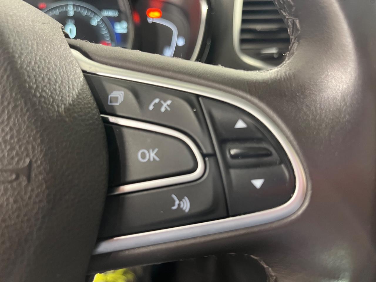Renault Espace dCi 160CV EDC Energy Initiale Paris 4Control
