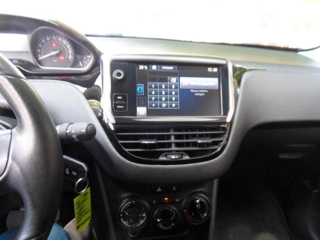 Peugeot 2008 PureTech 82 Active