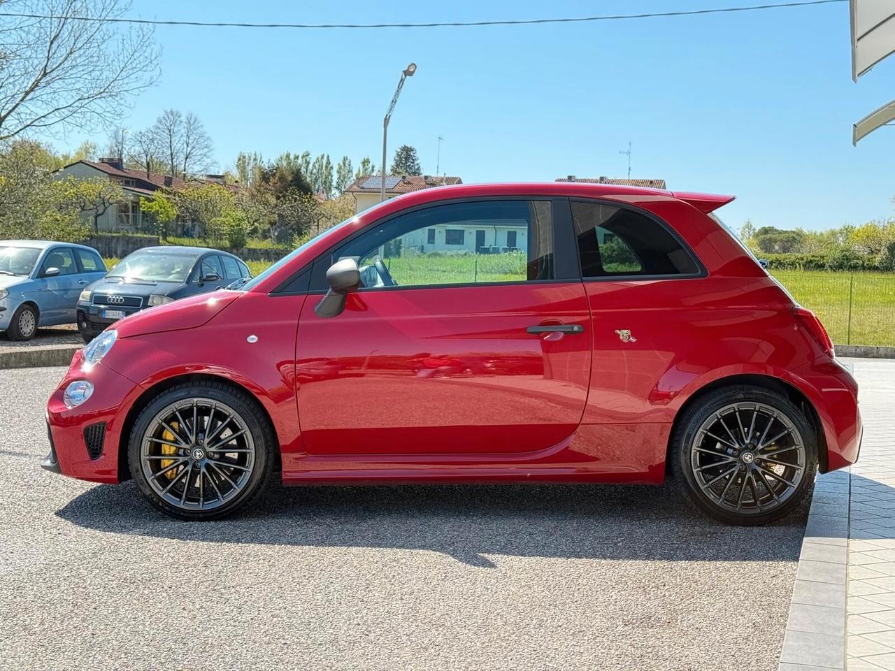 Abarth 695 1.4 Turbo T-Jet 180 CV
