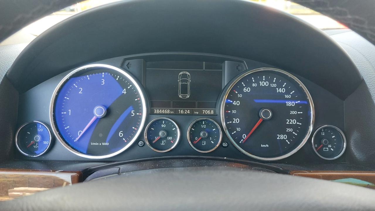 Volkswagen Touareg 3.0 V6 TDI gancio traino