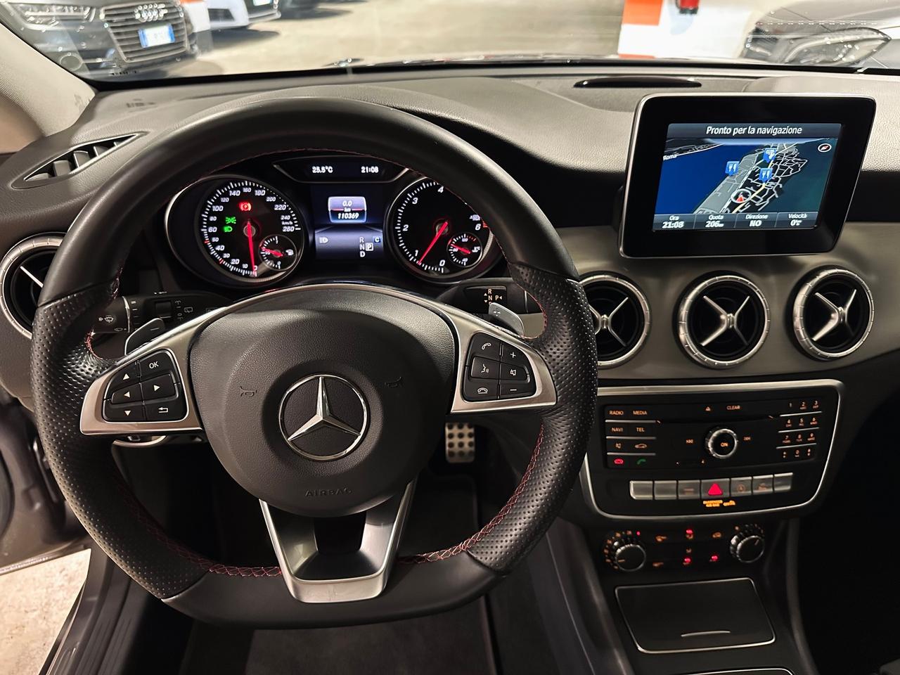 Mercedes-benz CLA 200 d Premium AMG - TETTO -MOTORE MERCEDES-IVA ESPOSTA