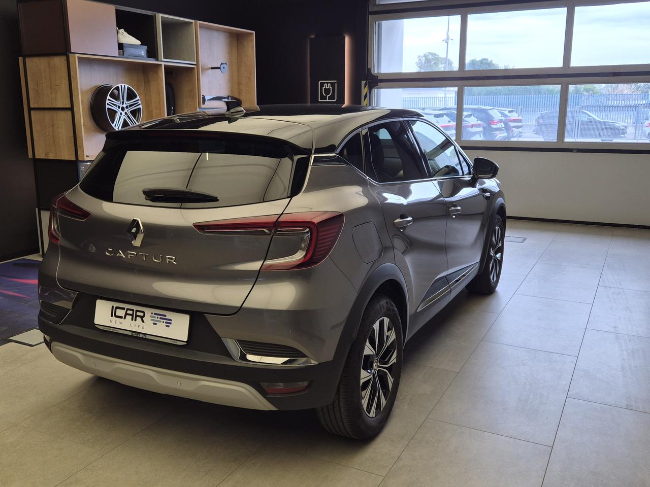 RENAULT Captur II 2019 - Captur 1.0 tce Intens Gpl 100cv my21