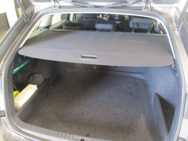 SKODA Octavia 2.0 TDI EVO SCR DSG Wagon UniPro ACC Radar LED Nav