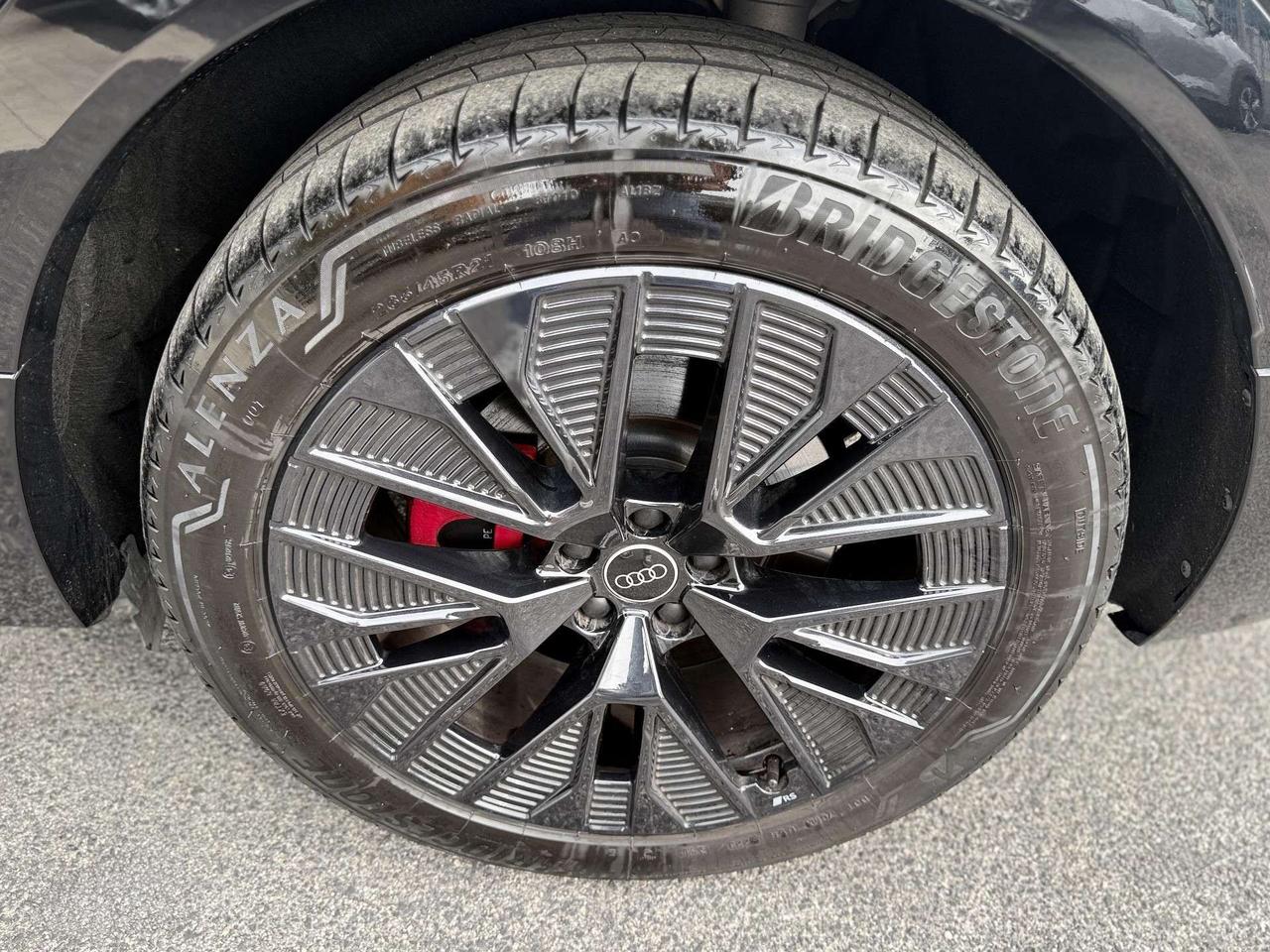 Audi Q8 e-tron Sportback 55 Quattro S Line 408 cv - 2024