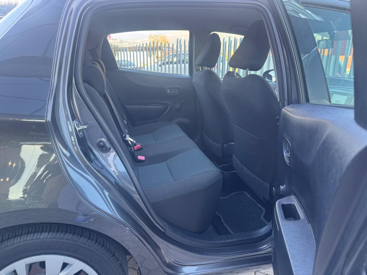 Toyota Yaris 1.0 5 porte Lounge