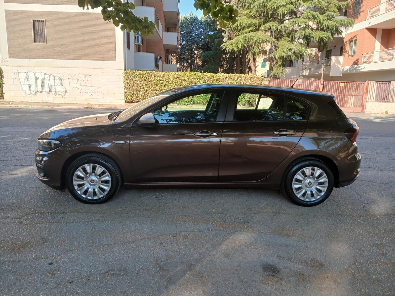 Fiat Tipo 1.3 Mjt S&S 5 porte Easy