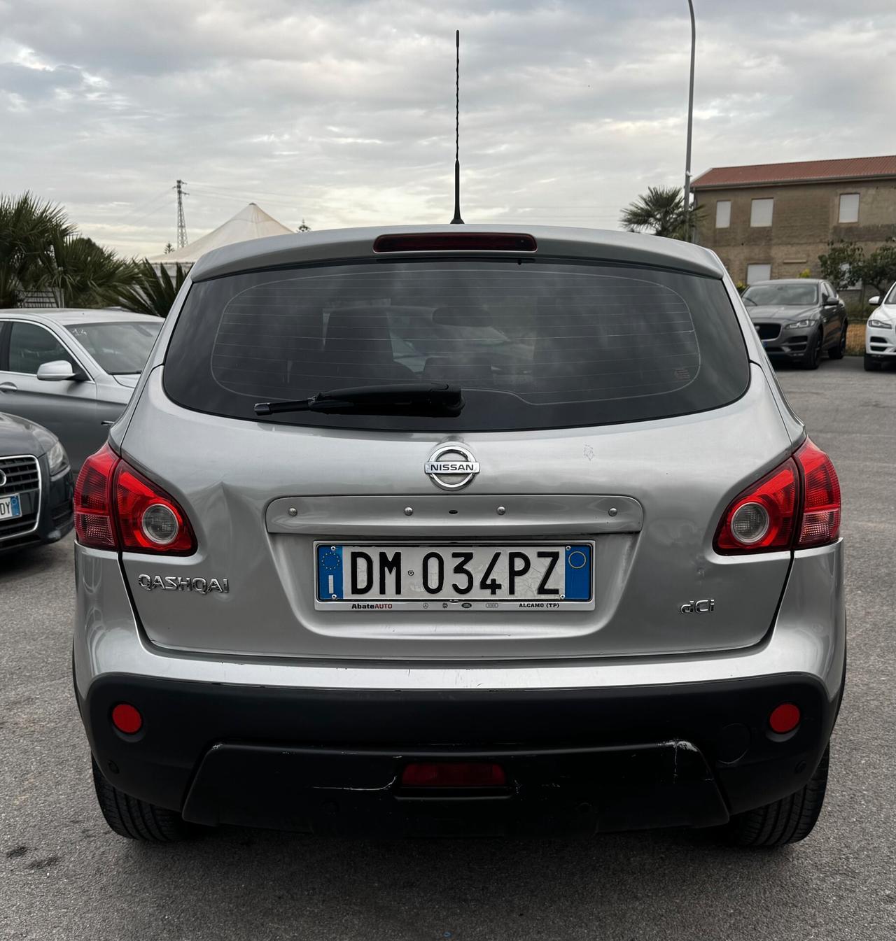 Nissan Qashqai 2.0 dCi DPF 4WD Tekna