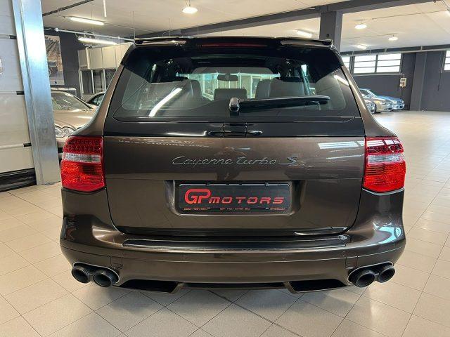 PORSCHE Cayenne 4.8 Turbo S 550CV COLOR MACADAMIA ! FRENI CARBO !