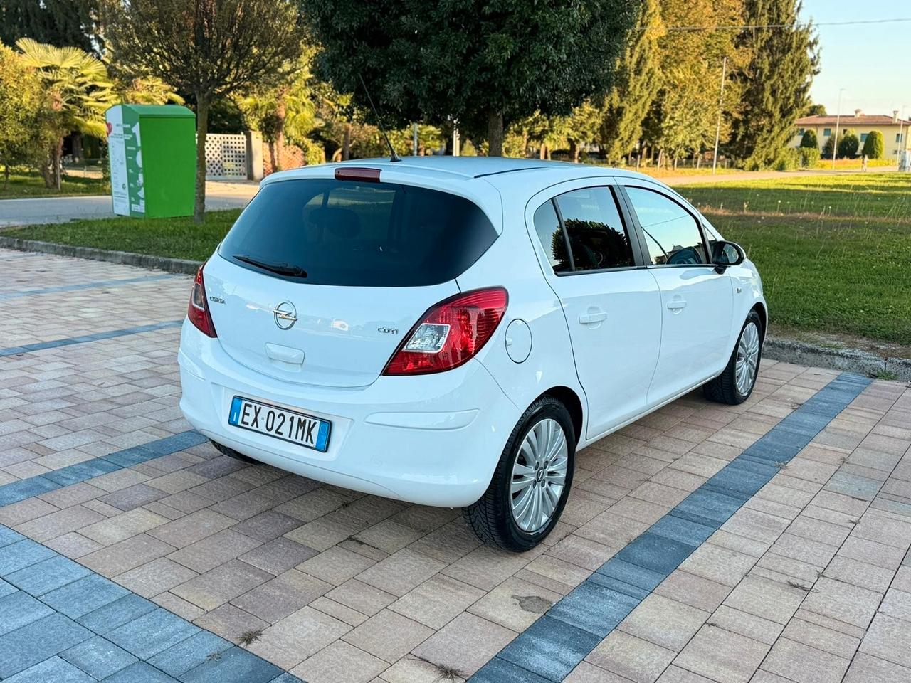 Opel Corsa 1.3 CDTI 95CV 5 porte Sport neopatentati