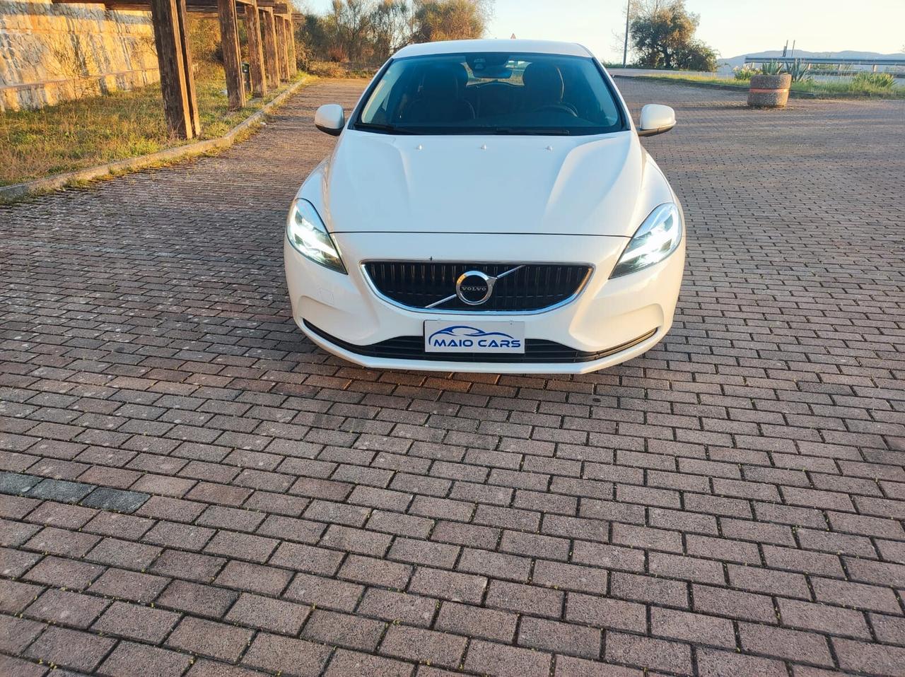 Volvo V40 D3 Geartronic Business Plus