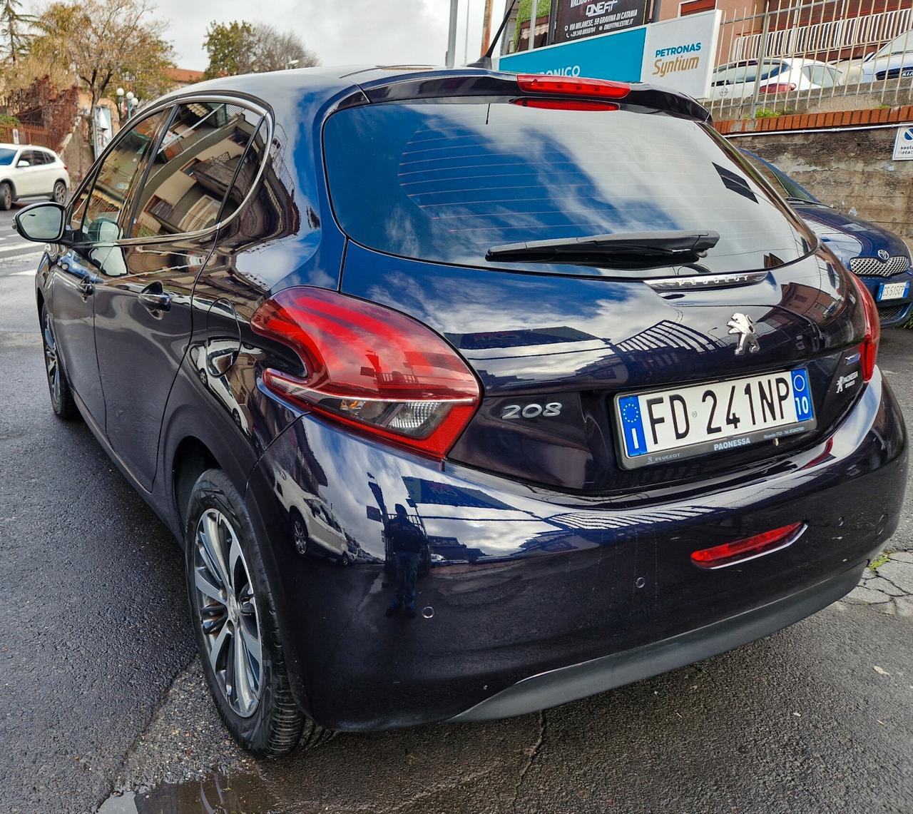 Peugeot 208 BlueHDi 100 5 porte Allure