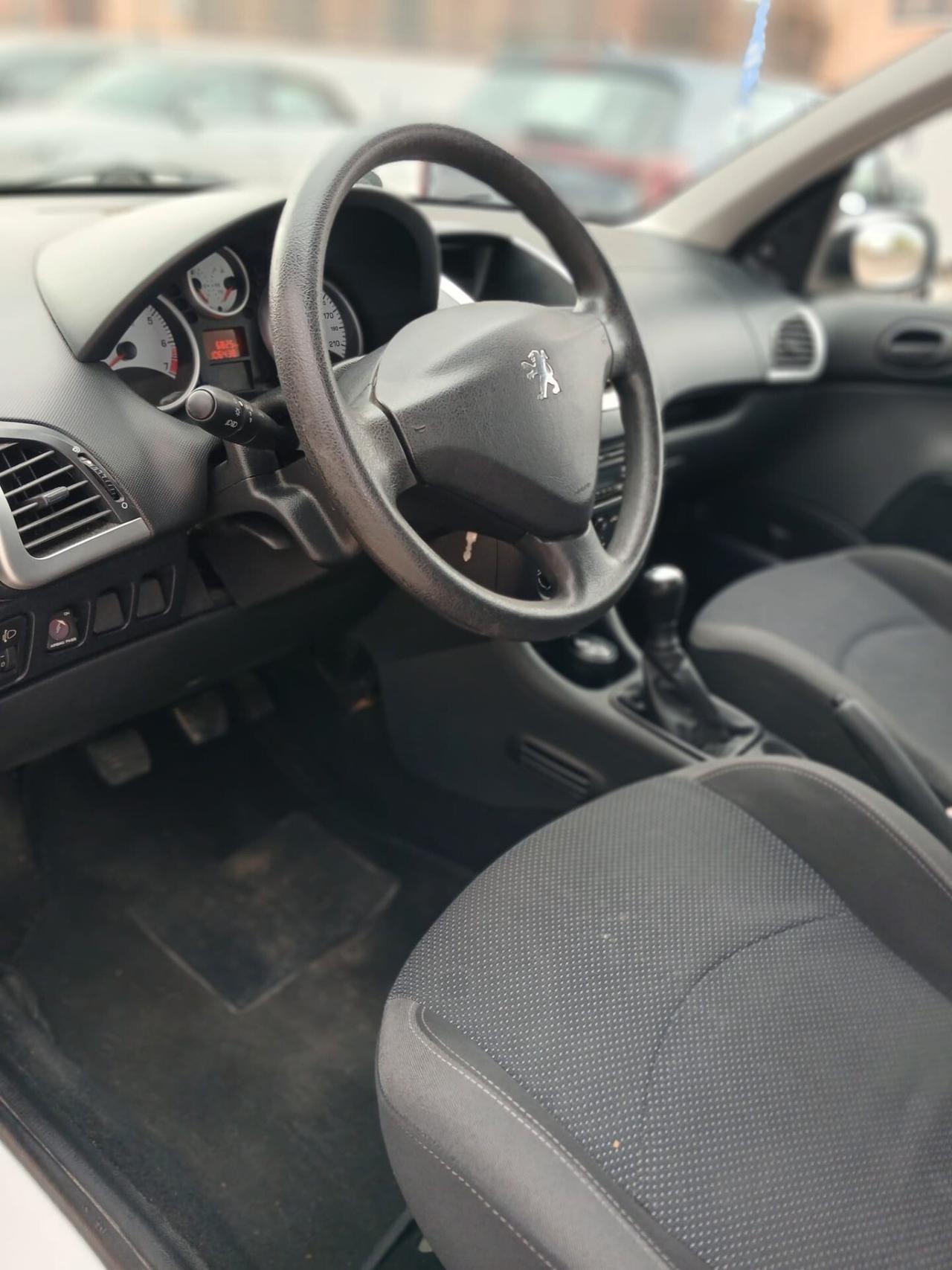 Peugeot 206 Plus 1.1 106.000km neopatentati PROMO!