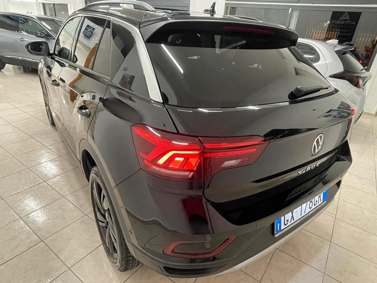 Volkswagen T-Roc 1.0 TSI 115cv Sport