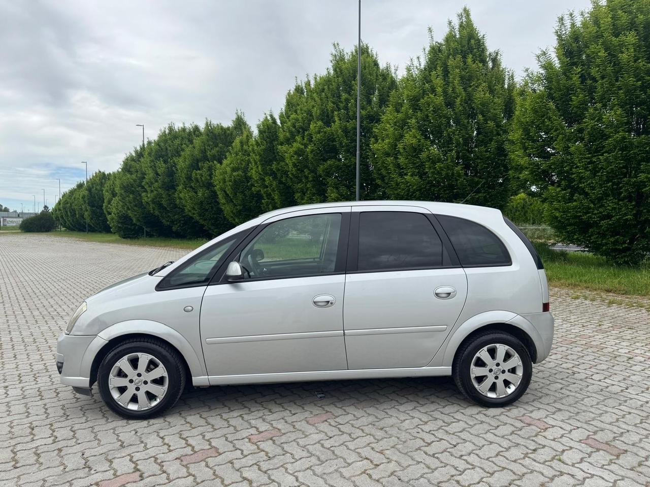 Opel Meriva 1.6 16V Cosmo