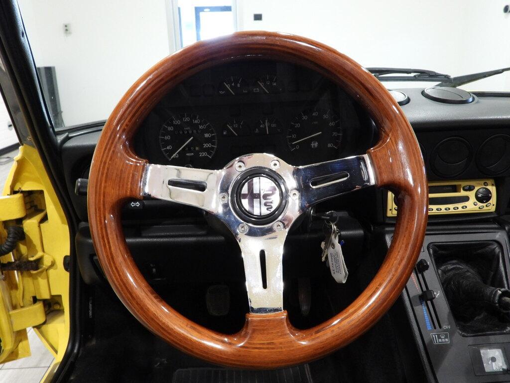 Alfa Romeo Spider 2.0