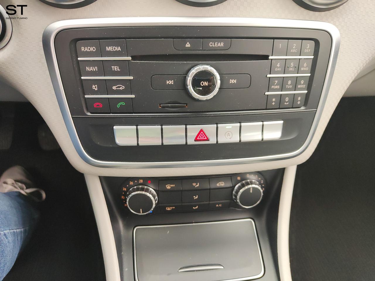 Mercedes-Benz Classe A (W176) - A 200 d Premium