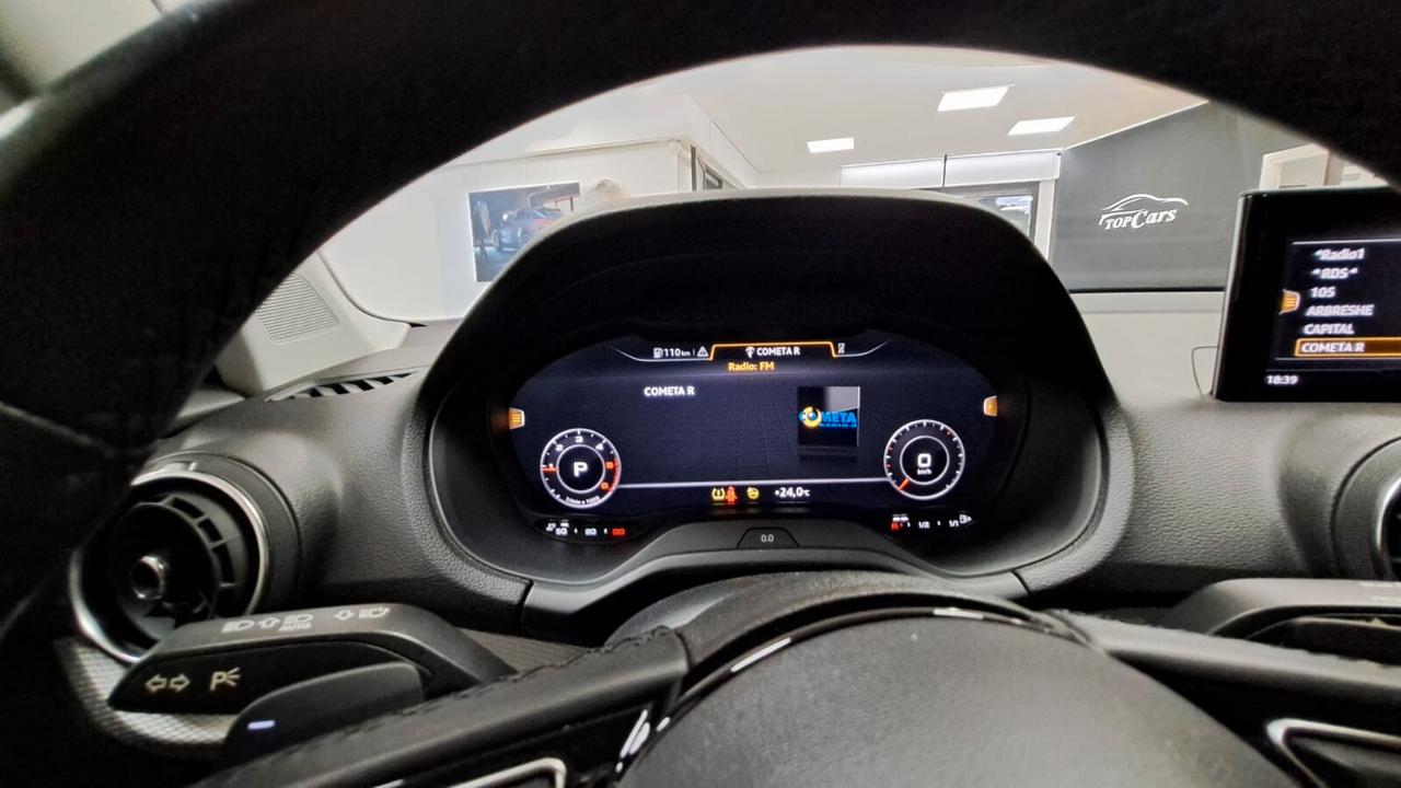 Audi Q2 30 TDI S tronic Identity Black