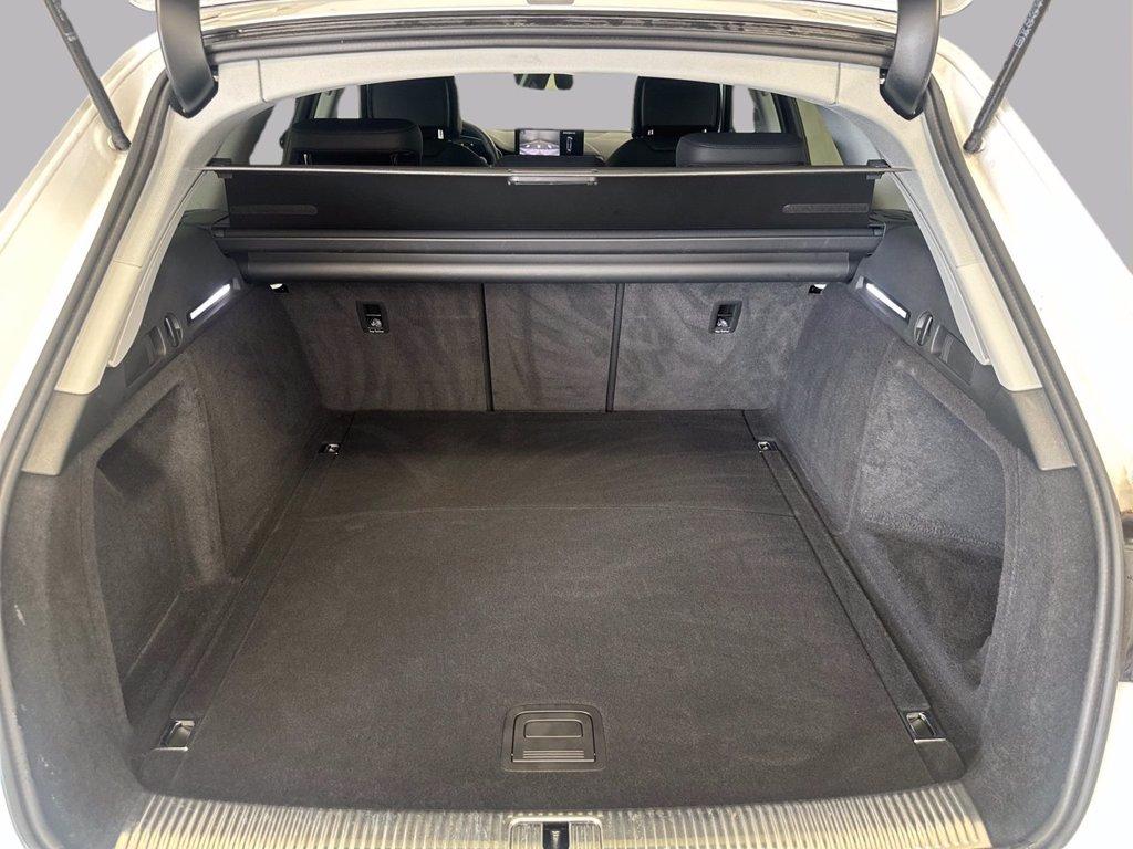 AUDI A4 allroad 40 2.0 tdi mhev identity contrast quattro 204cv s-tronic del 2024