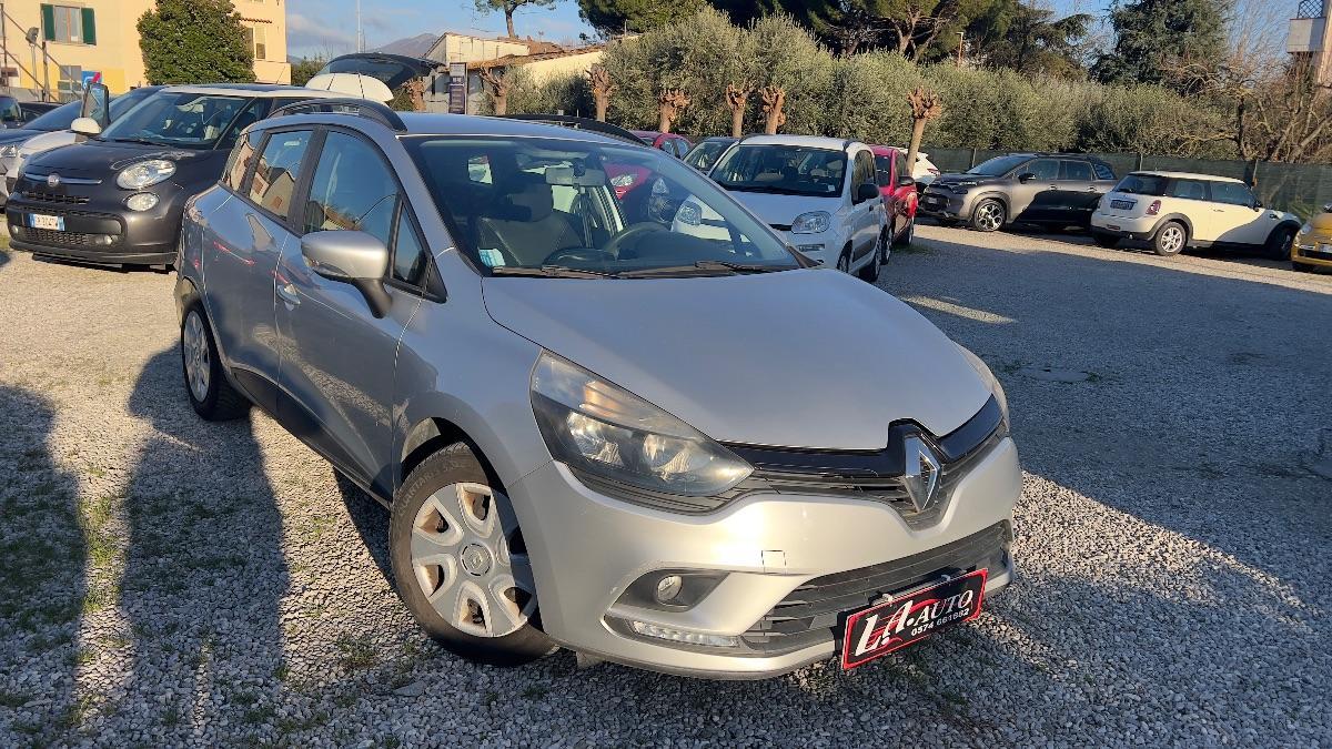 RENAULT - Clio Sporter Sporter 1.2 16v Life 75cv