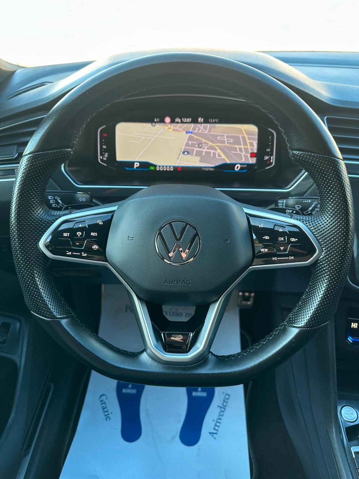 Volkswagen Tiguan Allspace 2.0 TDI SCR DSG 4MOTION R-Line 7POSTI 200CV