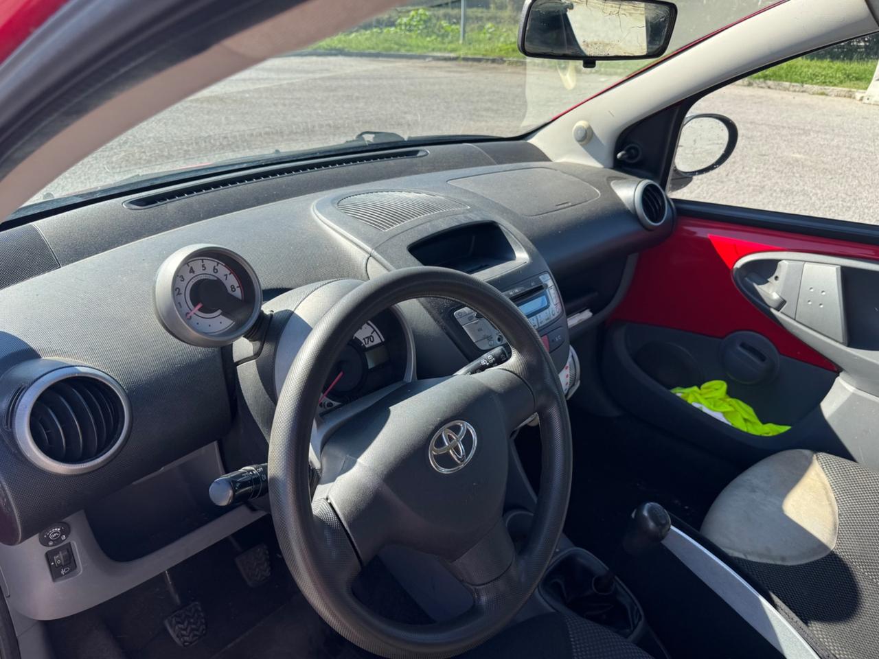 Toyota Aygo 1.0 12V VVT-i 5 porte Sol GPL