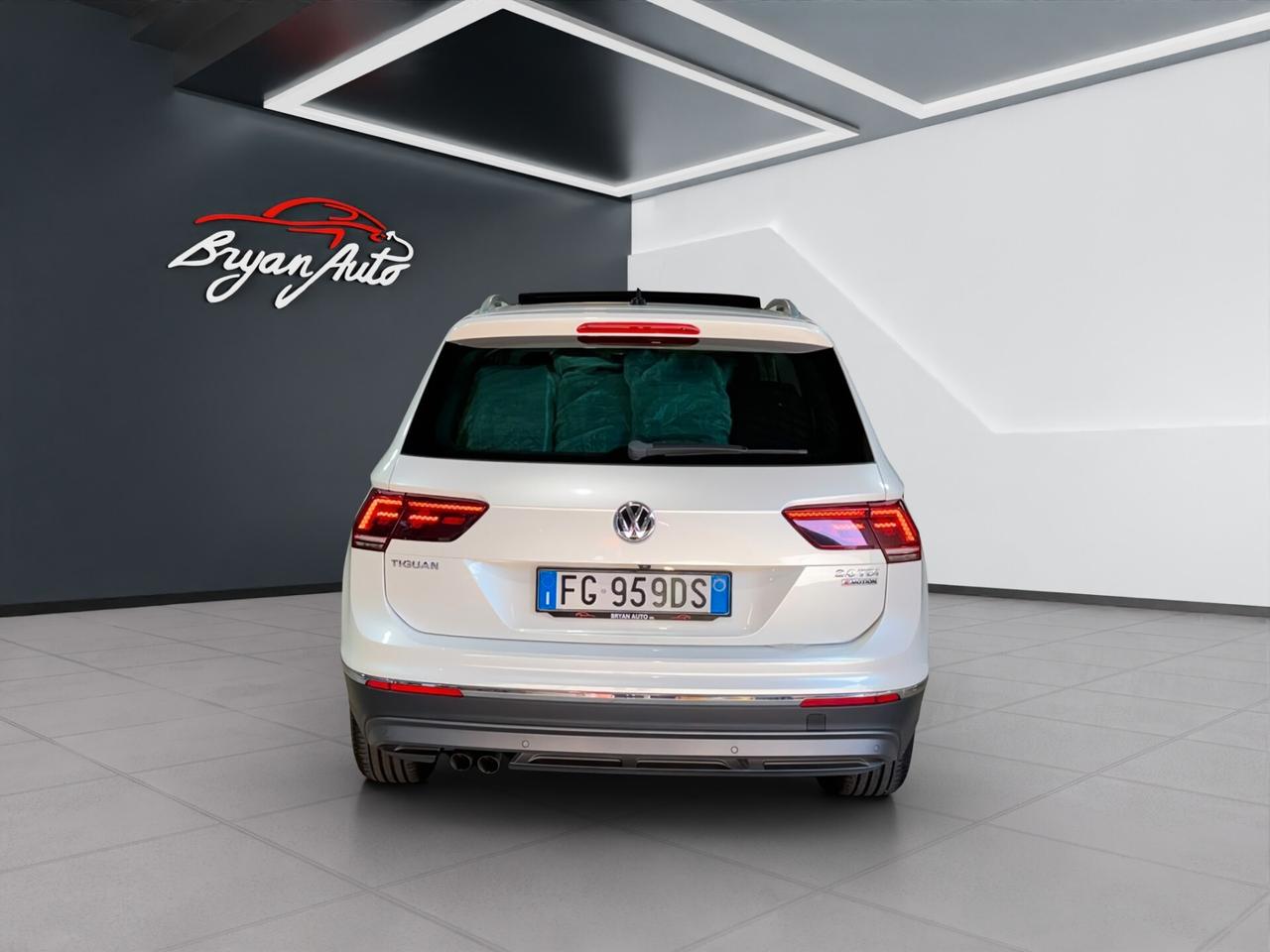 Volkswagen Tiguan 2.0 TDI SCR DSG 4MOTION Business BMT