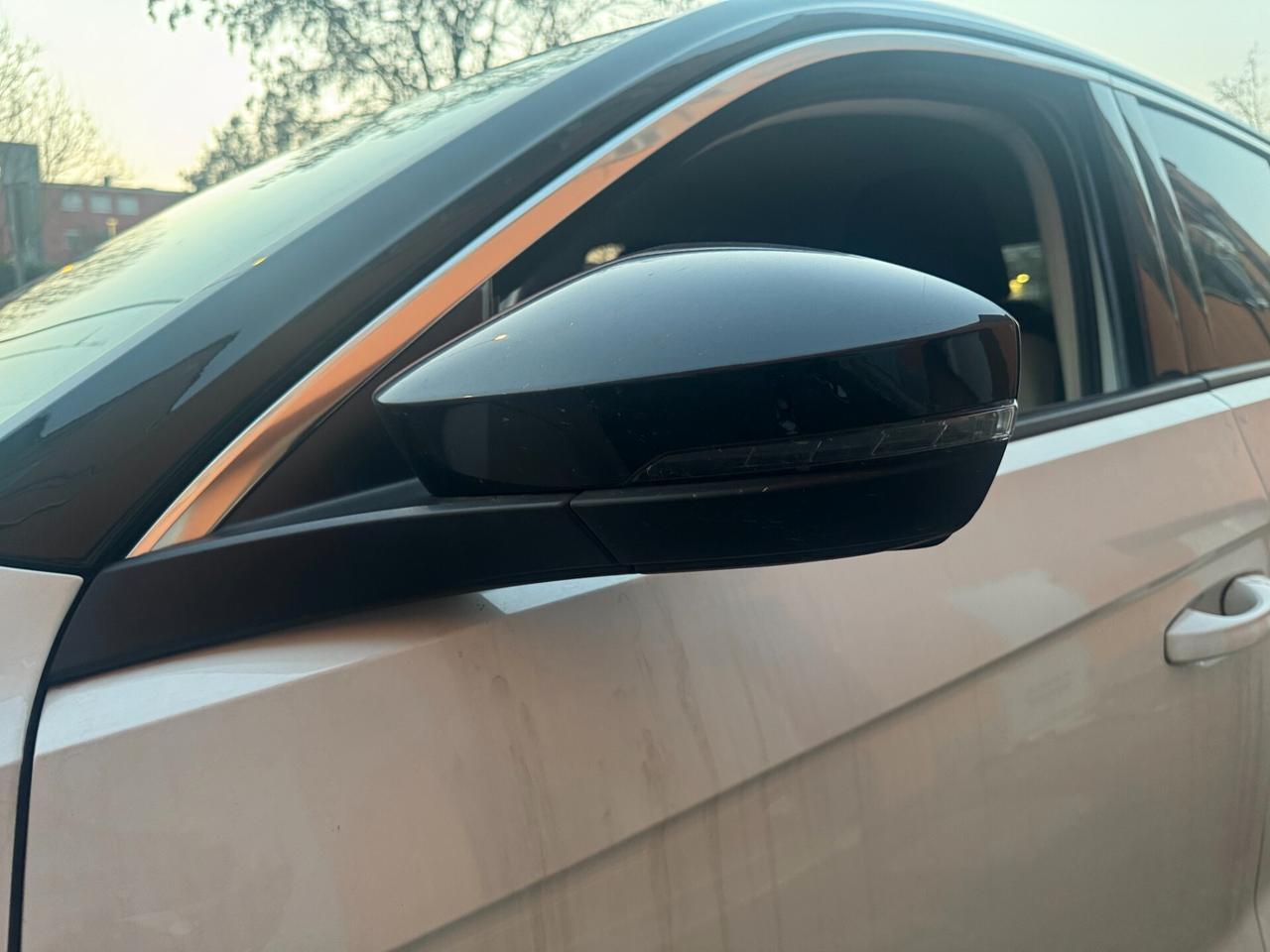 Volkswagen T-Roc 1.6 TDI ADVANCED