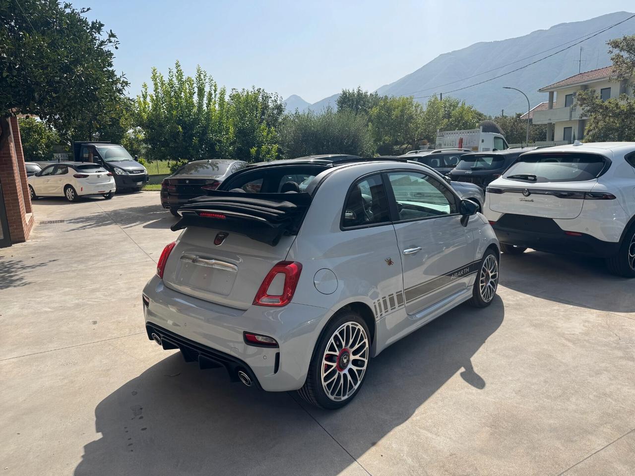 Abarth 595 C 1.4 Turbo T-Jet 165 CV