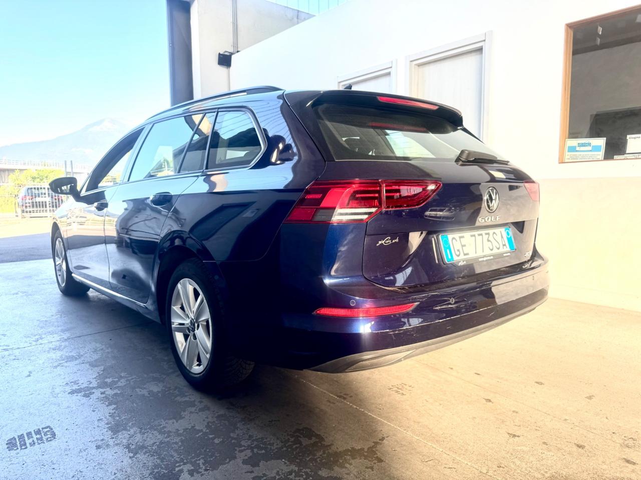 Volkswagen Golf Variant 1.0 eTSI EVO DSG Life