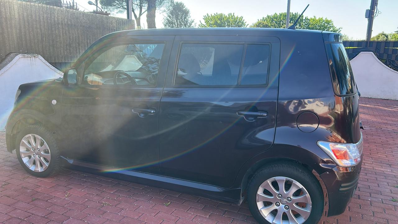 Daihatsu Materia 1.3 Hiro