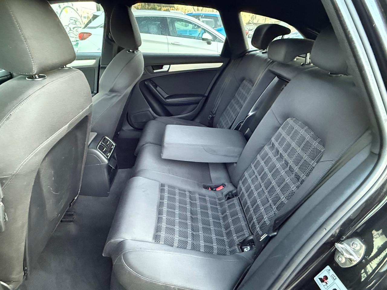 Audi A4 2.0TDI 143CV multitronic Advanced EURO5