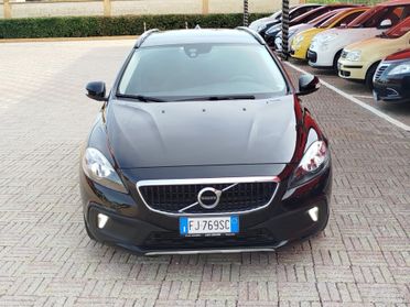 Volvo V40 Cross Country D2 136.000 KM